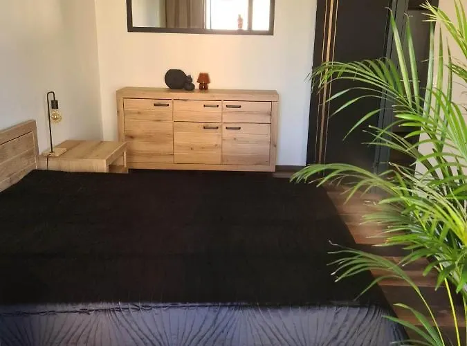 Copper Free Parking Apartment Wroclaw